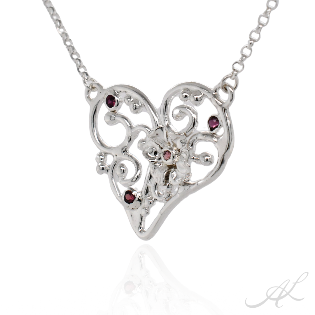 Geranium Inner Bloom Necklace