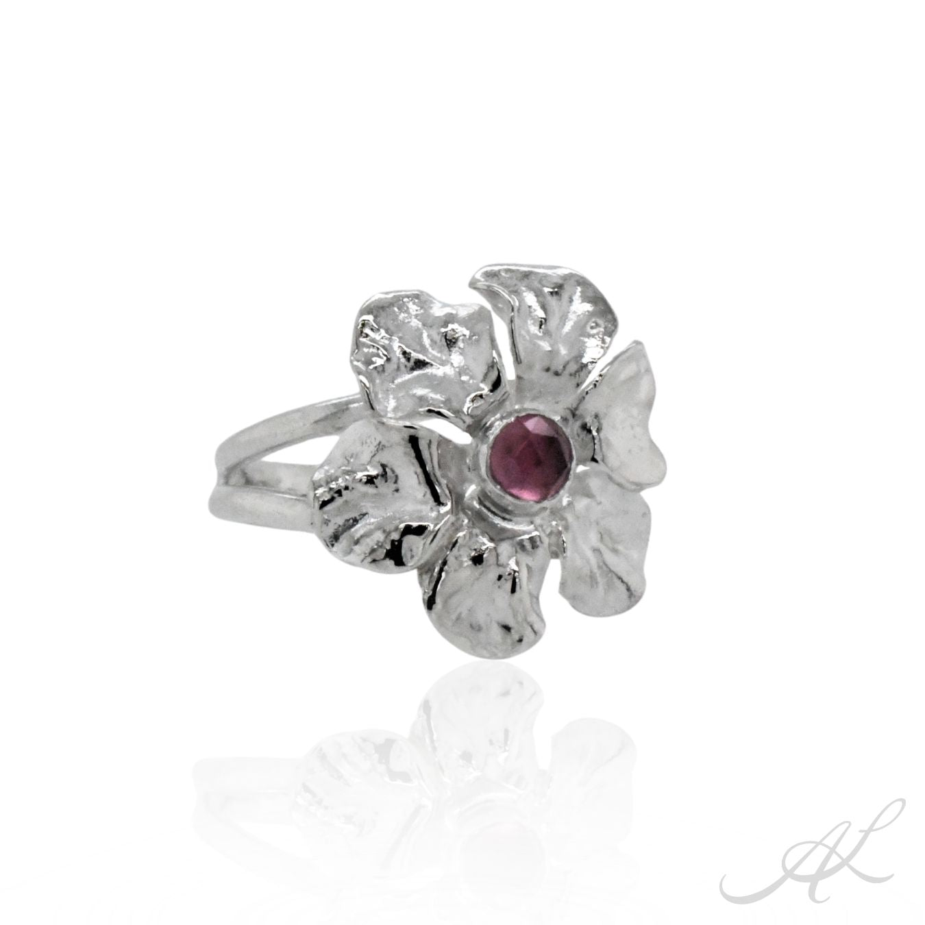 Sunlit Geranium Ring