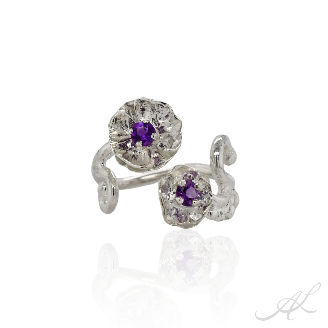 Swaying Sisters Ring