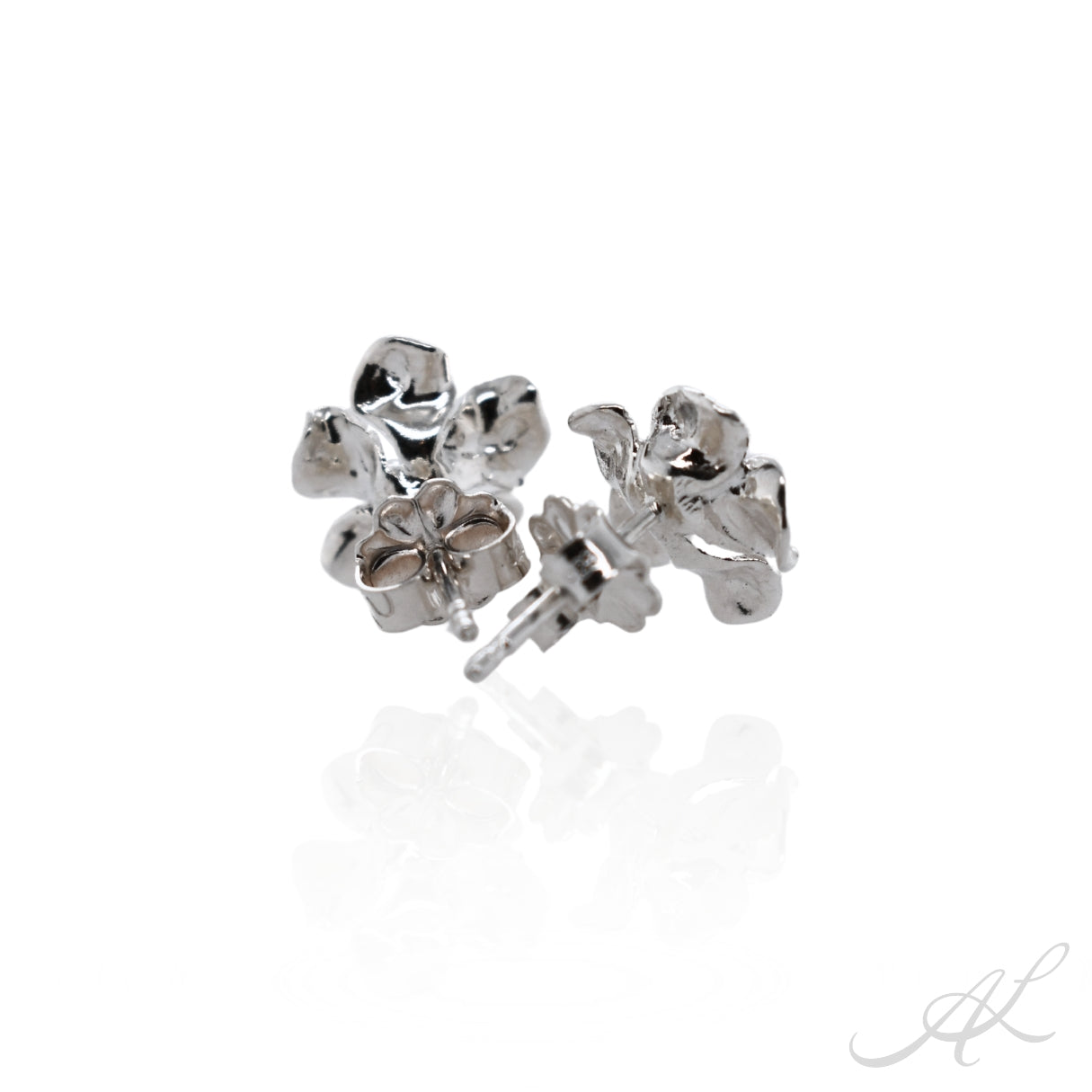 Geranium Stud Earrings