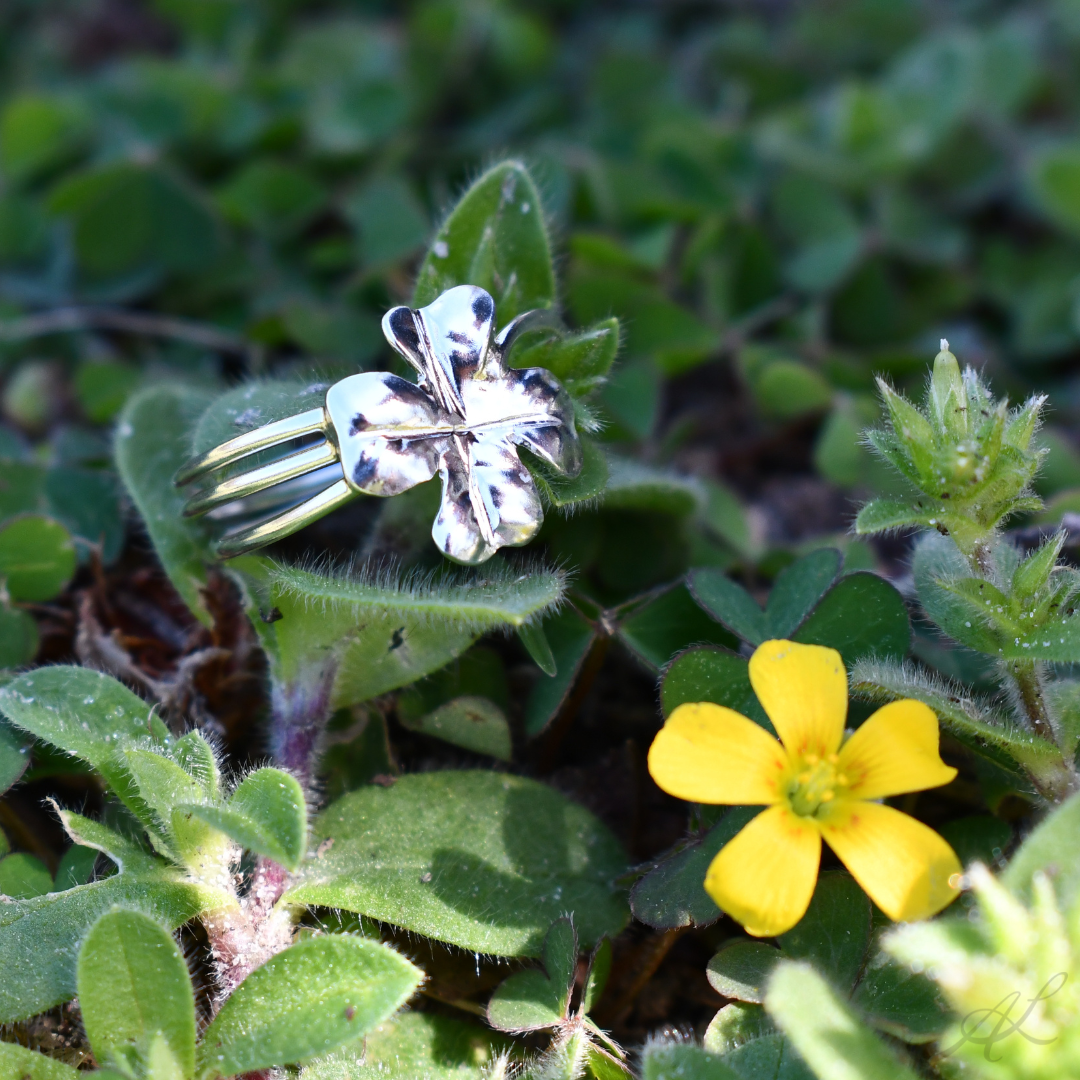 Clover of Hope Ring