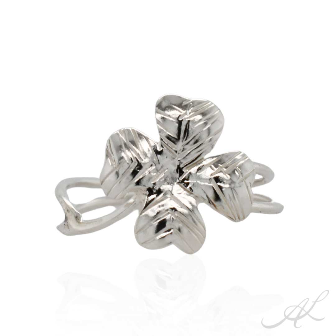 Clover of Hope Ring