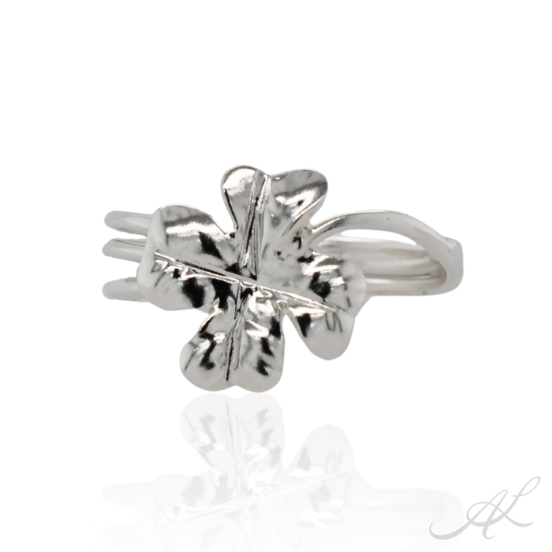 Clover of Hope Ring