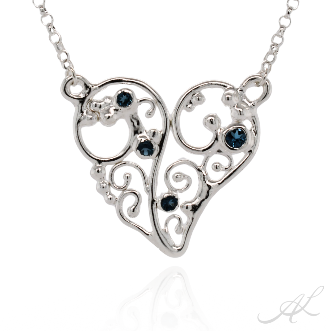 Inner Bloom Necklace