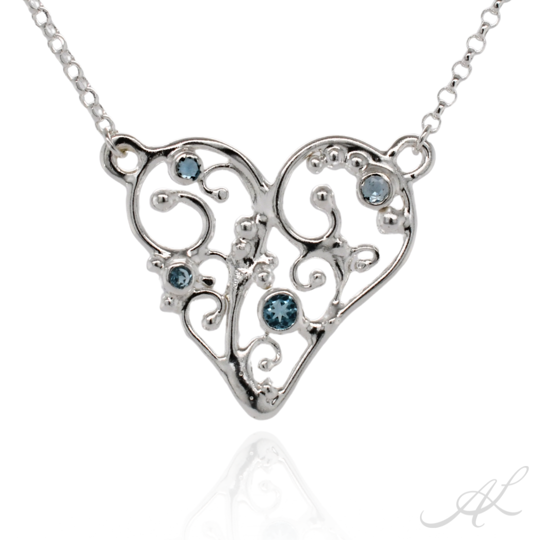 Inner Bloom Necklace