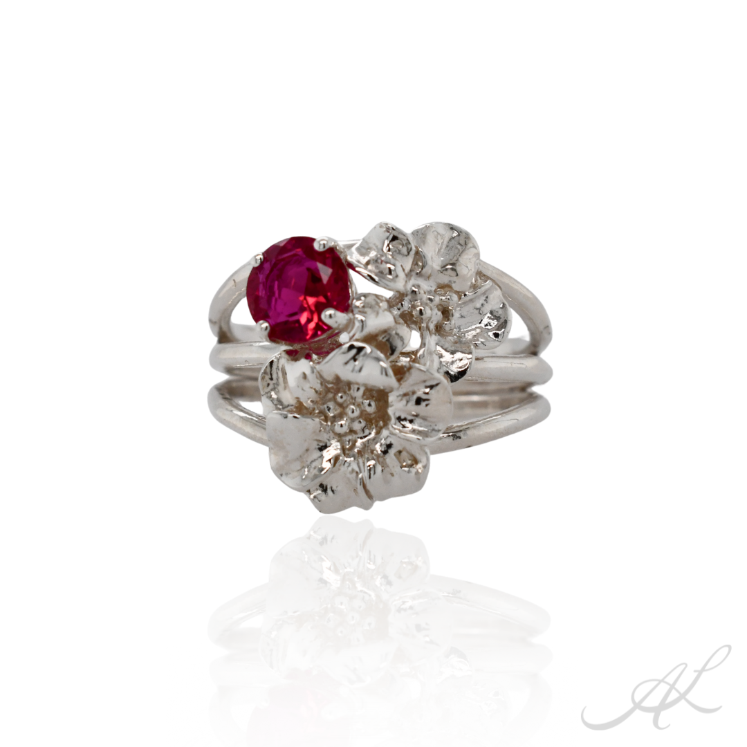 Sparkling Geranium Ring
