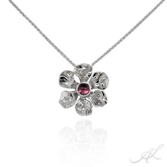 Sunlit Geranium Necklace