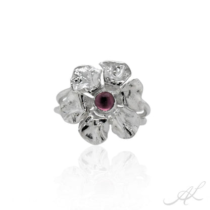 Sunlit Geranium Ring