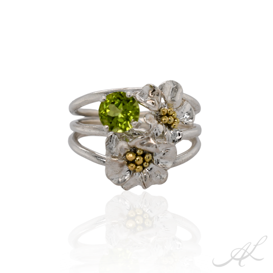Sparkling Geranium Ring, peridot sterling silver gold